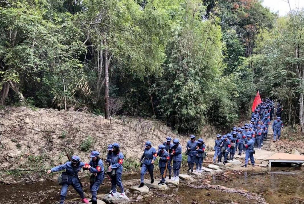 重走紅軍路