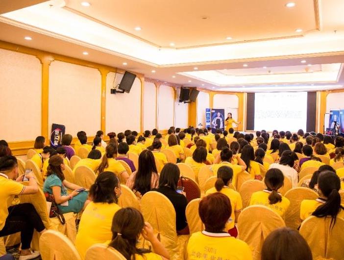美容院新開業(yè)拓客方案，留客方案應(yīng)該怎么去做